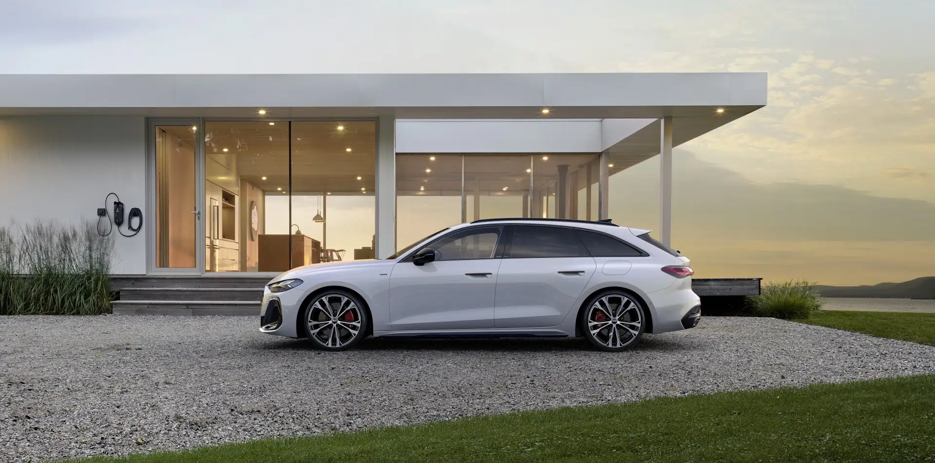 Audi A5 Avant e-hybrid profil