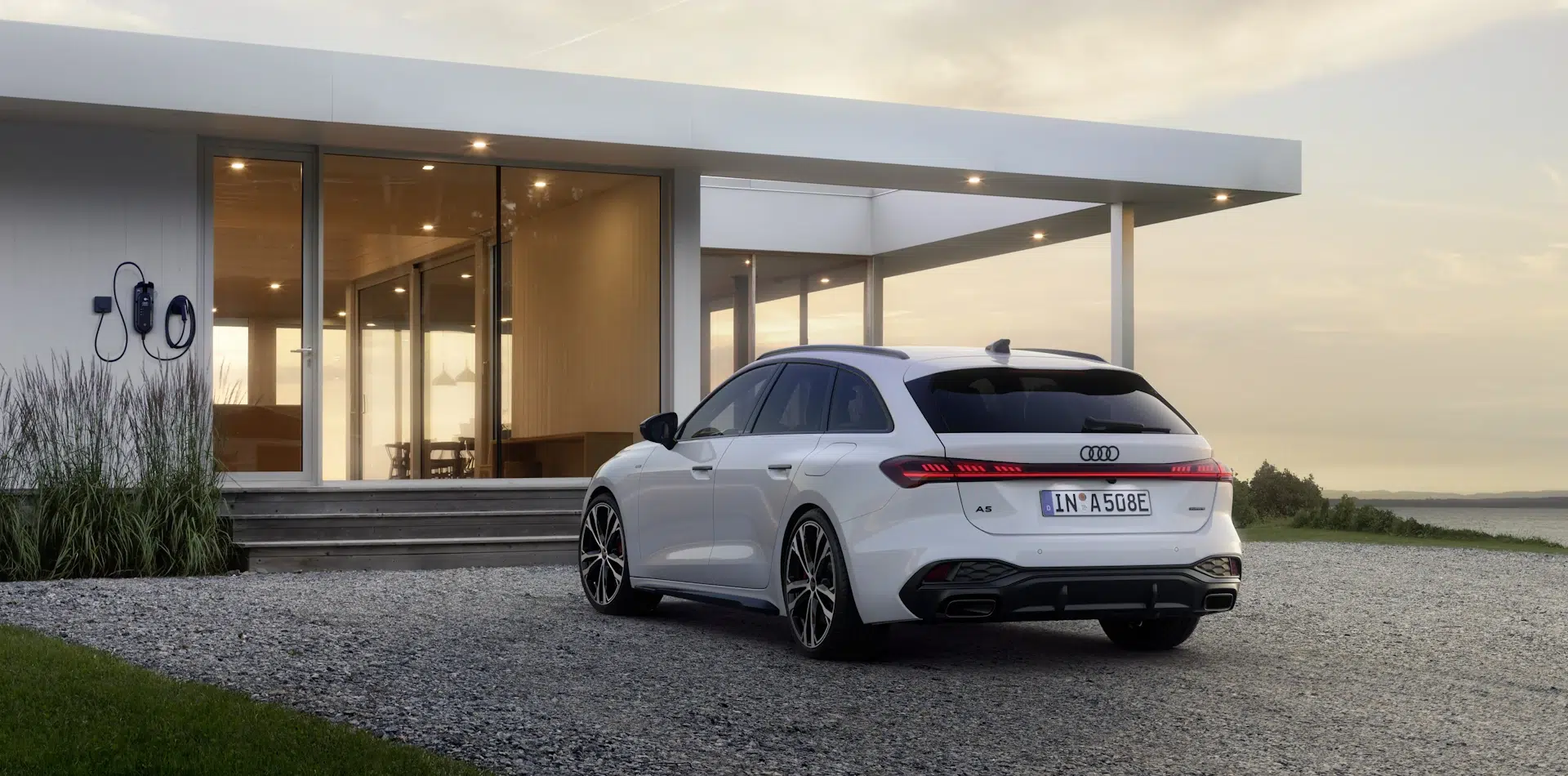 Nouvelle Audi A5 Avant e-hybrid