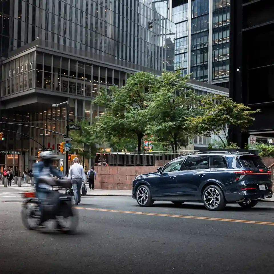 Assistances Audi Q9 SUV