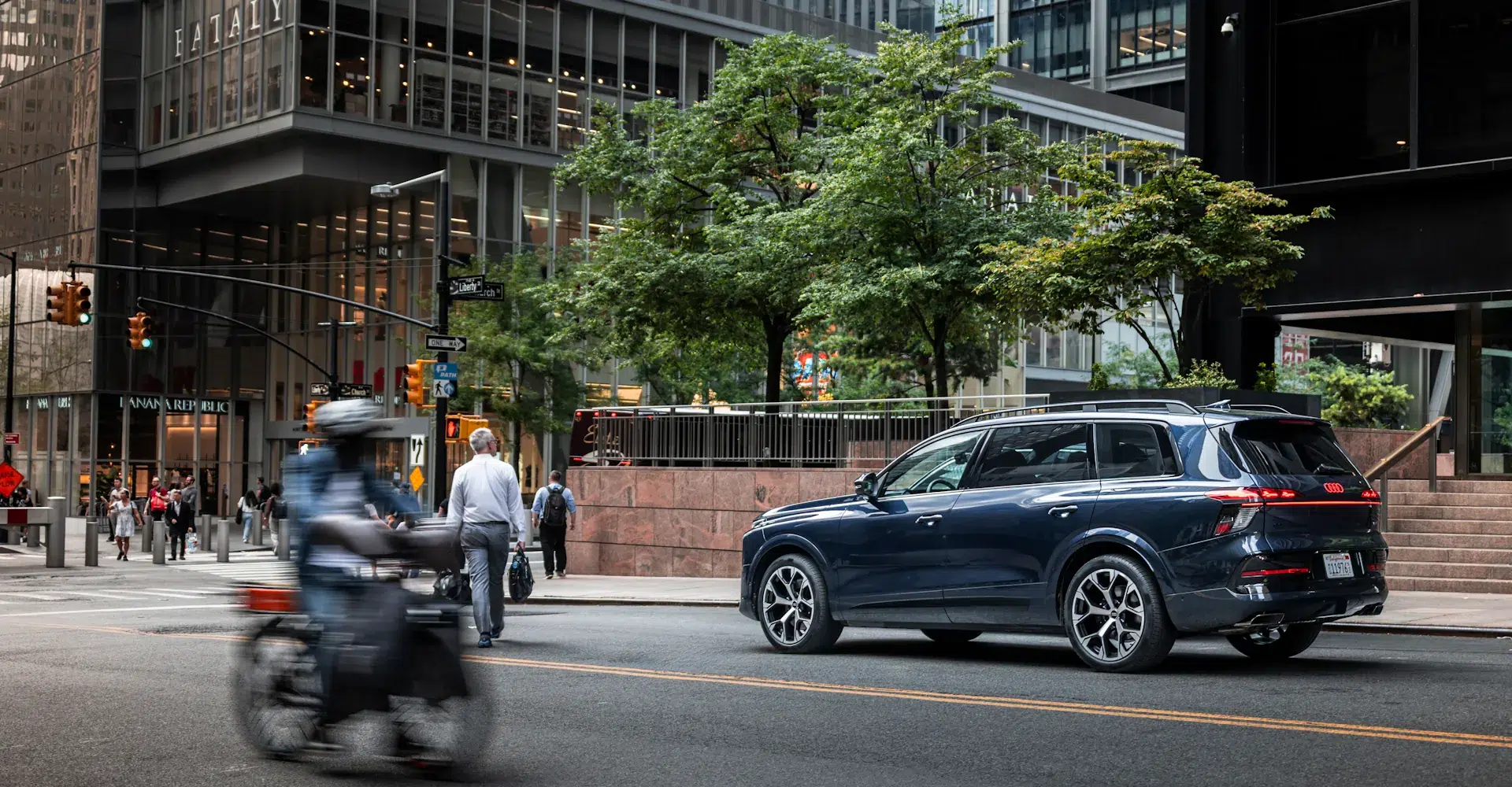 Assistances Audi Q9 SUV